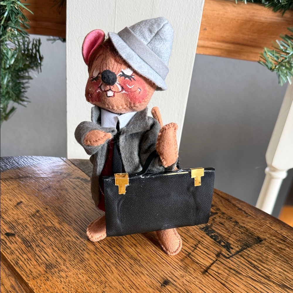 Vintage 1989 Businessman Mouse Annalee